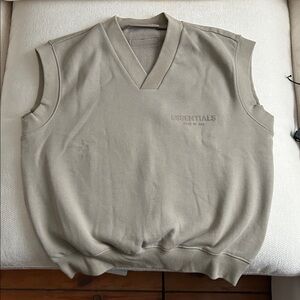 Essentials V-Neck Cream Vest